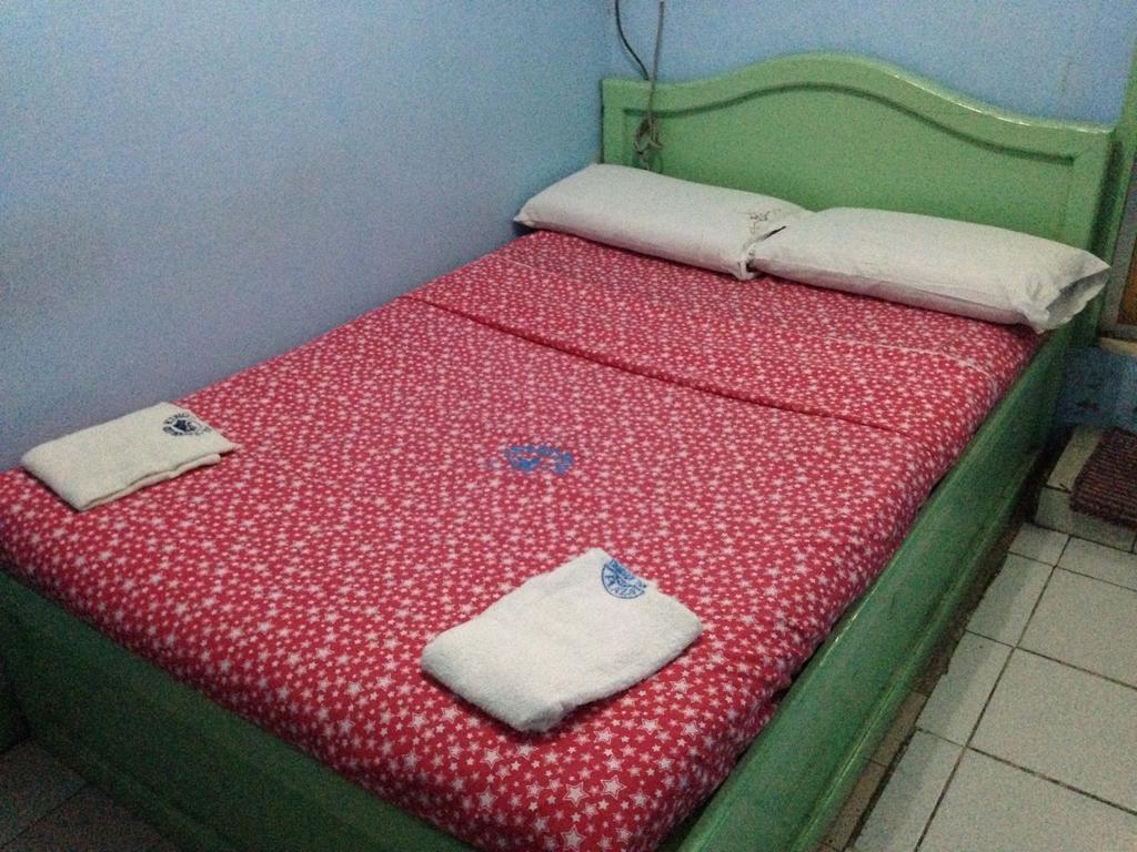 Star Plus Pension Bacolod Room photo